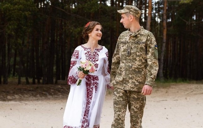 Бюджет свадьбы в военном стиле